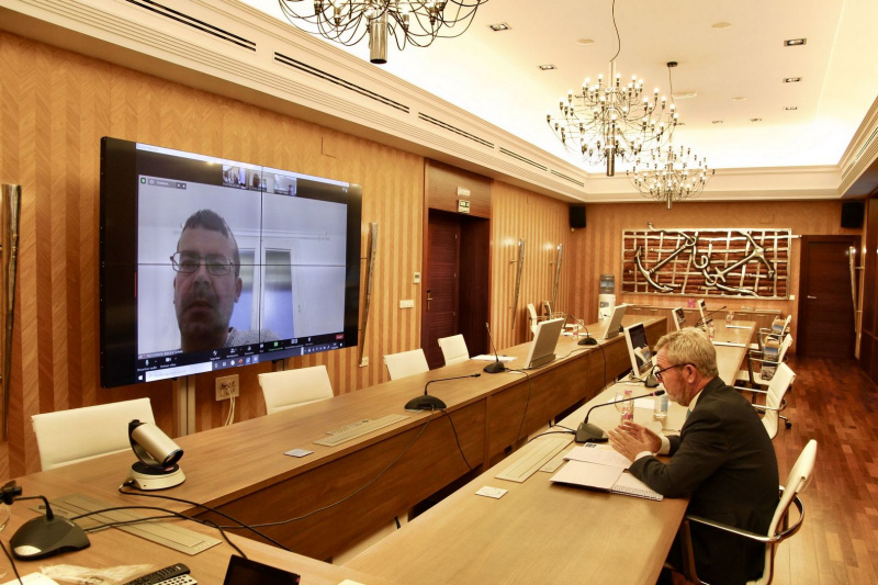 El grupo político Podemos apoya la conexión ferroviaria entre el Puerto de - Noticia Puerto de motril